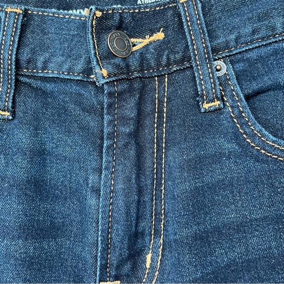 •Old Navy• NWOT Athletic Taper Built-In Flex Jeans - Size 31 - Picture 4 of 7